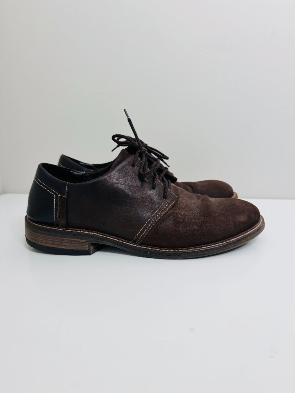 NAOT Chief Brown Leather Lace Up Casual Oxfords Mens 11 EU44. Sole wear with rep